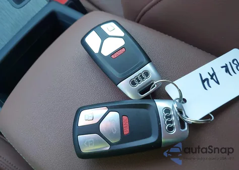 2021 Audi A4 Premium Plus 45 Tfsi S Line Quattro S Tronic z USA, uszkodzony, nr VIN WAUEAAF42MA057638